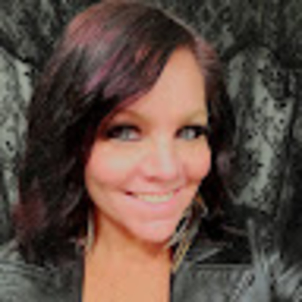 Meet your Posher, Lisa marie